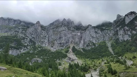 Circuit în Muntii Bucegi: Clincea + Valea Gaura