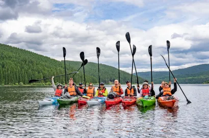 Cu caiacul pe Lacul Beliș