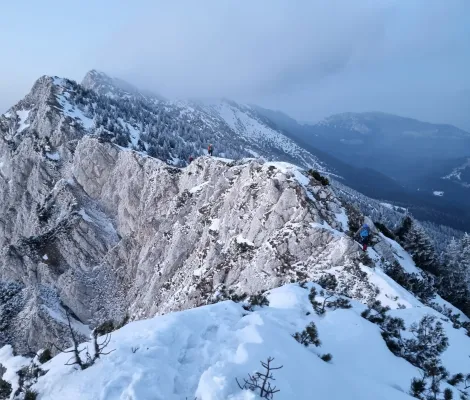 Creasta Pietrei Craiului iarna