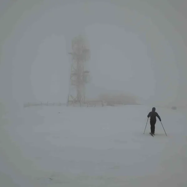 spre cabana meteo Vladeasa