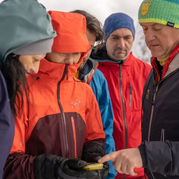 Strategii de cautare in avalansa PIEPS 2024