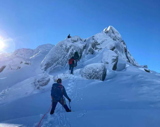 Atelier alpinism de iarnă în Munții Retezat