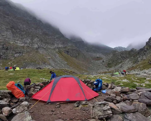 picture of a tent